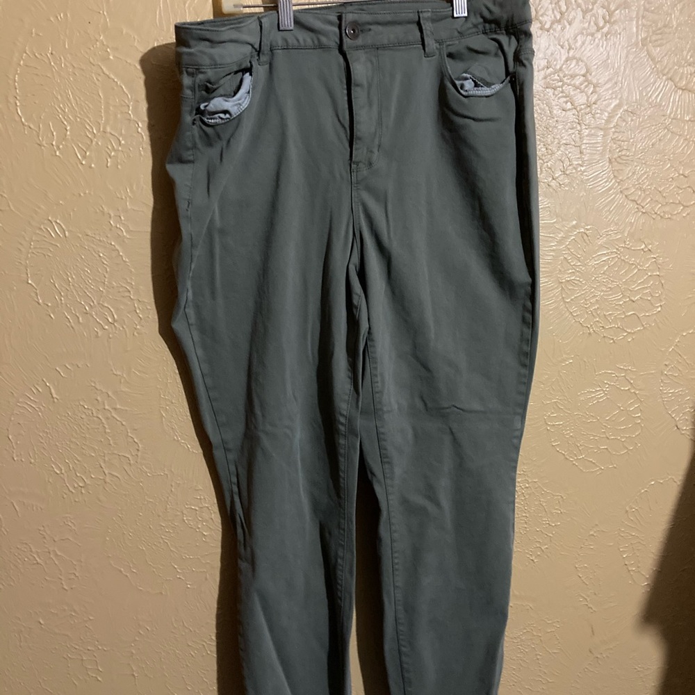 Stretchy jeans size 16